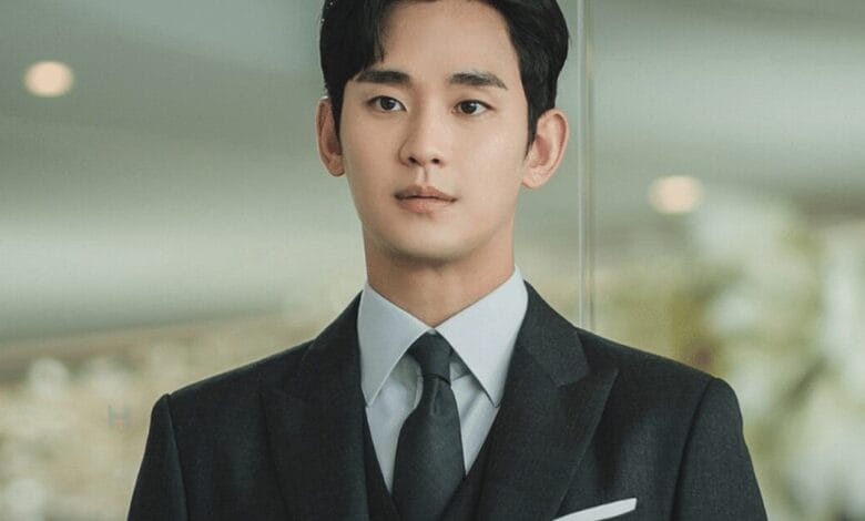 يواجه الممثل كيم سو هيون دعوى قضائية بقيمة 1.95 مليون دولار من شركة مستحضرات التجميل "أ" بسبب خرق العقد يواجه الممثل كيم سو هيون دعوى قضائية بقيمة 1.95 مليون دولار من شركة مستحضرات التجميل "أ" بسبب خرق العقد