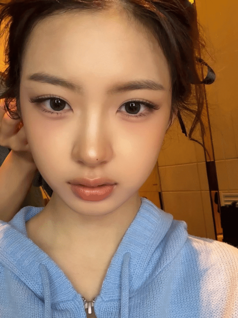 [آراء مستخدمي الانترنت] "إنها وونيونغ التالية" كيا من كيي كيي تجذب الانتباه بفضل صورها المذهلة