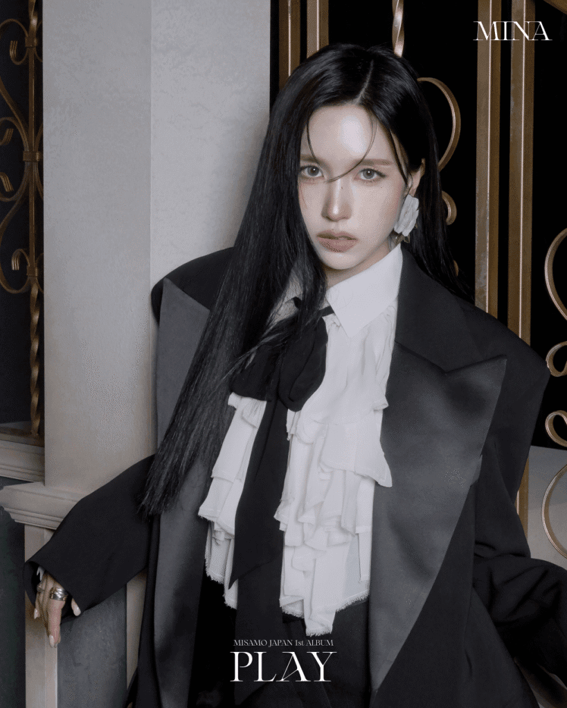MISAMO يستعرضن صورهن المذهلة في صور تشويقية جديدة لألبومهن الكامل الأول "PLAY"