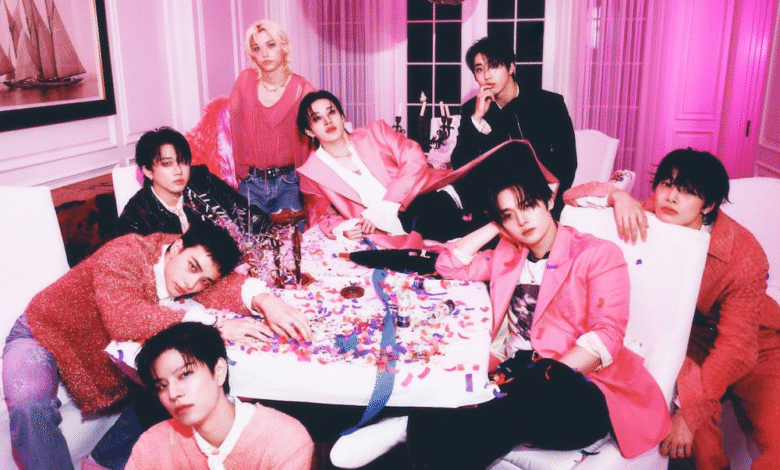 حققت فرقة Stray Kids مبيعات مضاعفة للمرة الثانية على التوالي في الأسبوع الأول من المبيعات هذا العام مع ألبوم "Do It"
