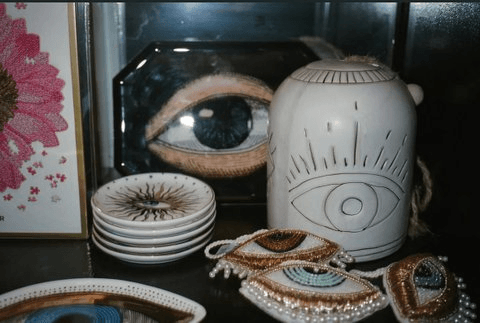 [مستخدمو الانترنت] هل نينغنينغ و جيزيل جزء من المتنورين؟