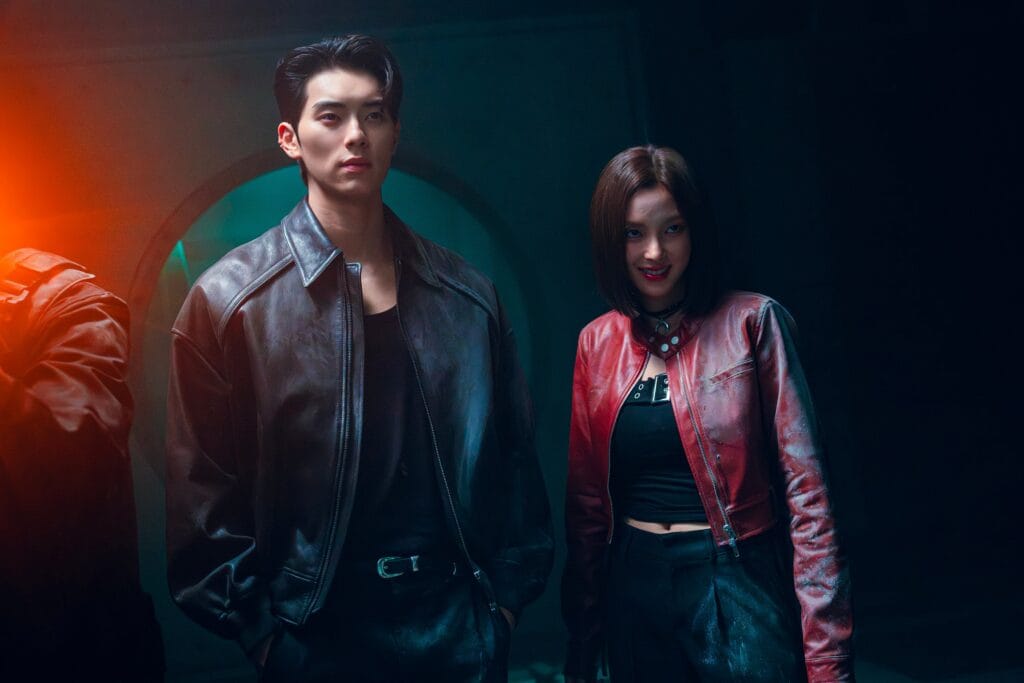 لي تشاي مين وكانغ هان نا شقيقان شريران متعطشان للسلطة في "كاشيرو - Cashero" لي تشاي مين وكانغ هان نا شقيقان شريران متعطشان للسلطة في "كاشيرو - Cashero"