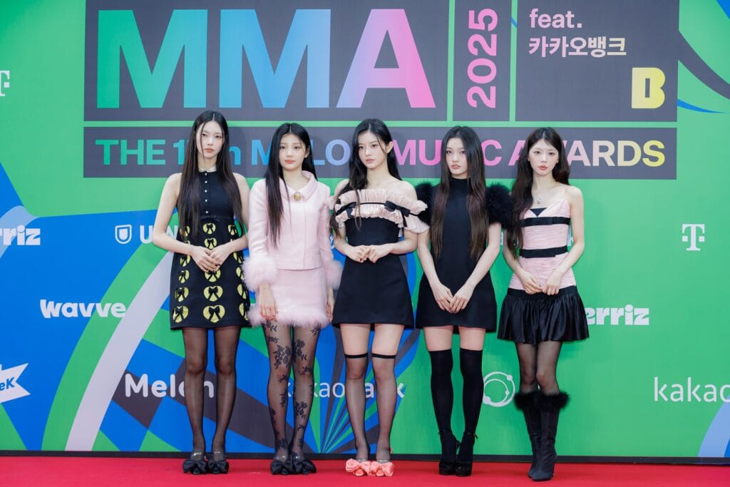 تألقت النجوم على السجادة الحمراء في حفل توزيع جوائز ميلون الموسيقية لعام 2025 تألقت النجوم على السجادة الحمراء في حفل توزيع جوائز ميلون الموسيقية لعام 2025