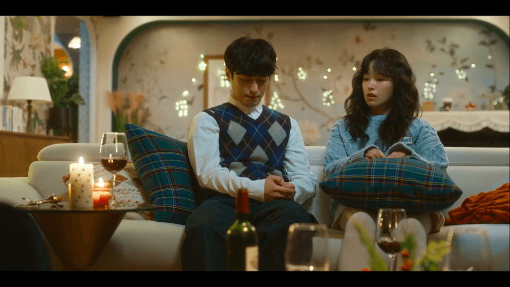 ثلاث لحظات رائعة من الحلقات الأخيرة من مسلسل "الصيف الماضي - Last Summer" ثلاث لحظات رائعة من الحلقات الأخيرة من مسلسل "الصيف الماضي - Last Summer"