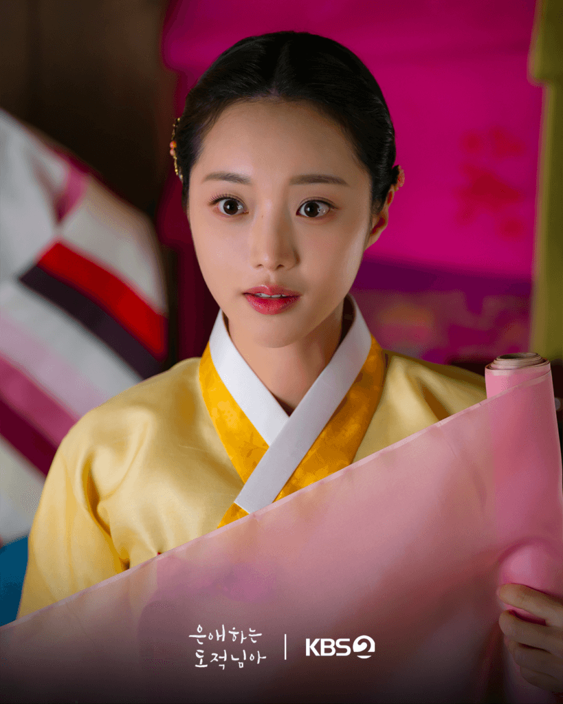 زواج هان سو إيون المدبر يتزعزع بعد أن تقع في حب مون سانغ مين في مسلسل "إلى لصي الحبيب - To My Beloved Thief"