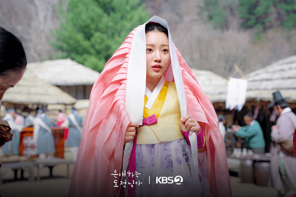 زواج هان سو إيون المدبر يتزعزع بعد أن تقع في حب مون سانغ مين في مسلسل "إلى لصي الحبيب - To My Beloved Thief"