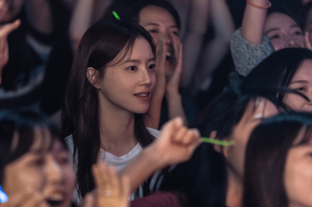 مون تشي وون هو الحب الأول الذي لا يُنسى لـكوون سانغ وو في الفيلم الجديد "رجل القلب - HEARTMAN"