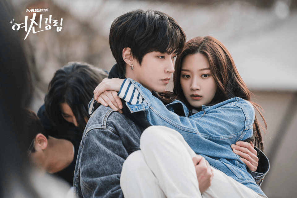 أربع مسلسلات كورية مقتبسة من ويبتون ننصح بمشاهدتها إذا استمتعت بمسلسل "عزيزي إكس - Dear X"