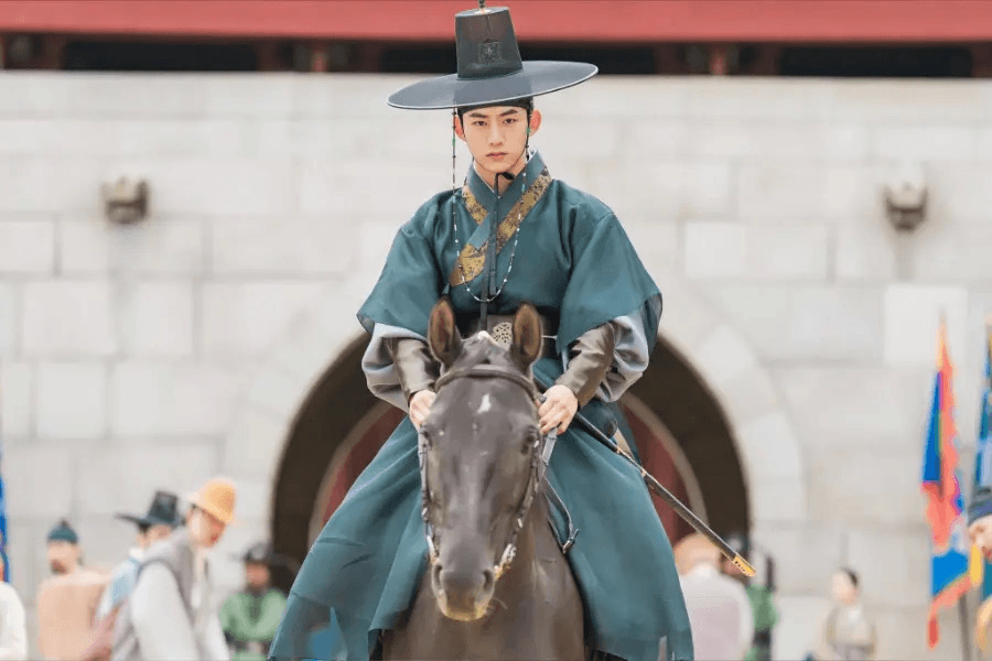 أربع مسلسلات كورية مقتبسة من ويبتون ننصح بمشاهدتها إذا استمتعت بمسلسل "عزيزي إكس - Dear X"