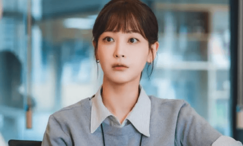 أوه يون سيو هي امرأة طموحة في عملها، لكن قاعدة عدم الزواج التي تتبناها تتزعزع في مسلسل "لك ايجابيًا - Positively Yours"