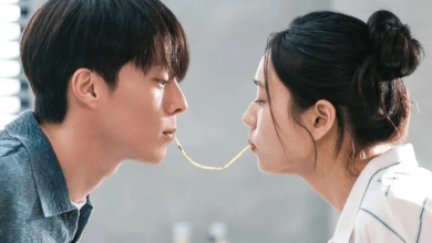 يستمتع جانغ كي يونغ وآهن إيون جين بموعد رومانسي في المنزل في مسلسل "قبلة الديناميت - Dynamite Kiss"