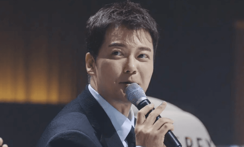 وكالة جون هيون مو توضح مشهد بث IV Drip من عام 2016