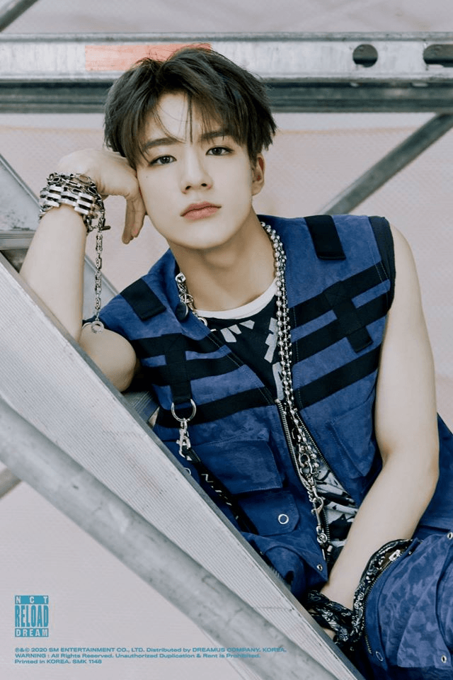 8. جينو (NCT – Jeno)