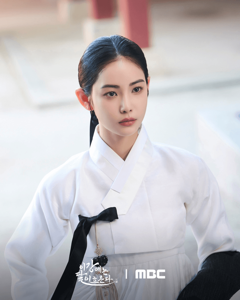 ابطال مسلسل "نهر القمر - Moon River" يتحدثون عن معنى هذا العمل الدرامي قبل الحلقة الأخيرة الليلة