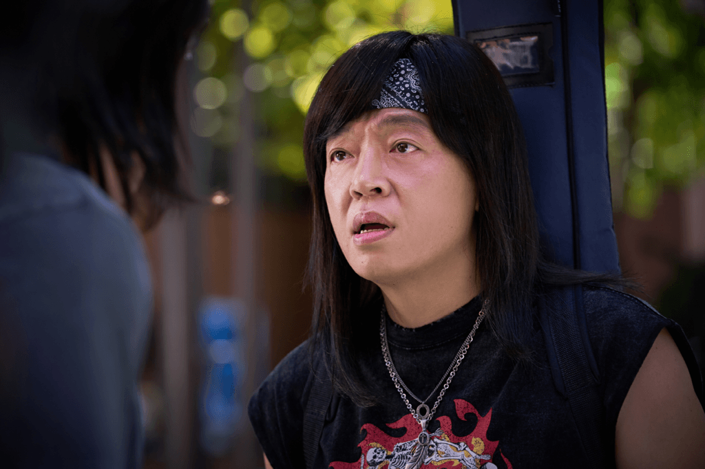 بارك جي هوان يكتشف سر كوون سانغ وو الذي لا يمكن ذكره في الفيلم الكوميدي الرومانسي الجديد "رجل القلب - HEARTMAN"