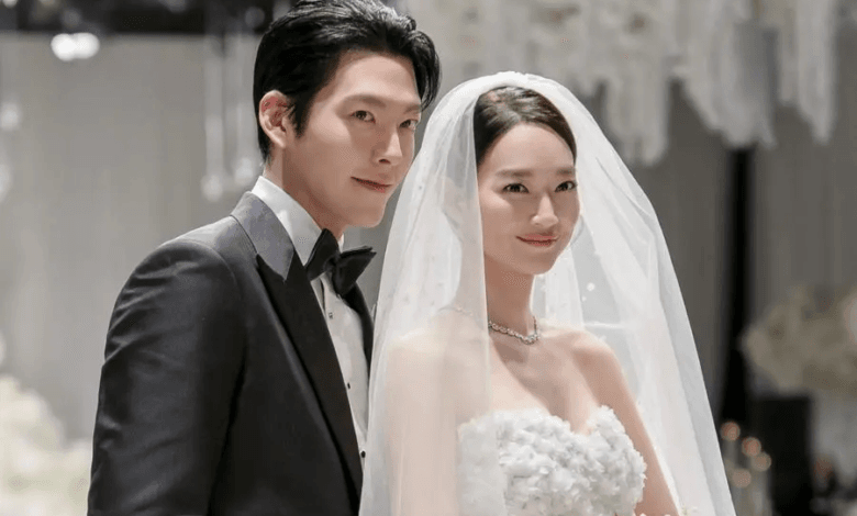 وكالة شين مين آه وكيم وو بين تكشف عن صور مذهلة من حفل زفافهما