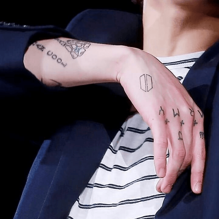 نجوم ساعدوا في كسر الصورة النمطية السائدة في كوريا الجنوبية تجاه الأوشام نجوم ساعدوا في كسر الصورة النمطية السائدة في كوريا الجنوبية تجاه الأوشام