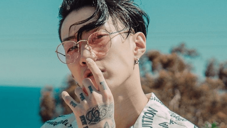 نجوم ساعدوا في كسر الصورة النمطية السائدة في كوريا الجنوبية تجاه الأوشام نجوم ساعدوا في كسر الصورة النمطية السائدة في كوريا الجنوبية تجاه الأوشام