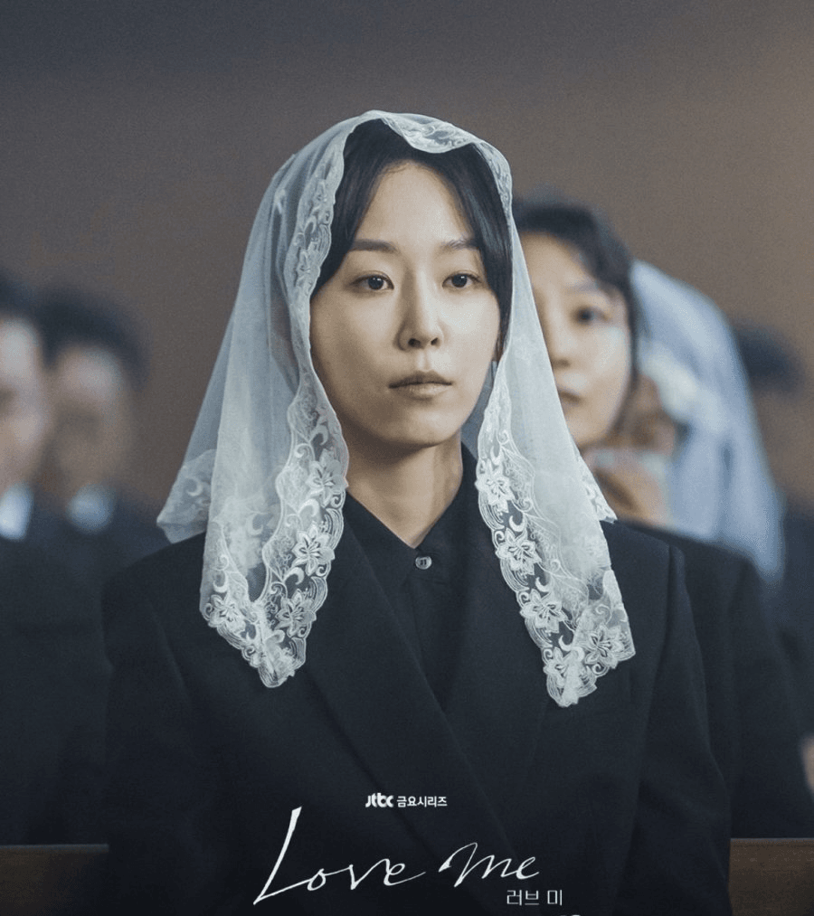 الانطباعات الأولى: مسلسل "أحبني - Love Me" هو مسلسل درامي كوري ذو وتيرة بطيئة يتناول موضوعات الوحدة والشعور بالذنب والشفاء الانطباعات الأولى: مسلسل "أحبني - Love Me" هو مسلسل درامي كوري ذو وتيرة بطيئة يتناول موضوعات الوحدة والشعور بالذنب والشفاء