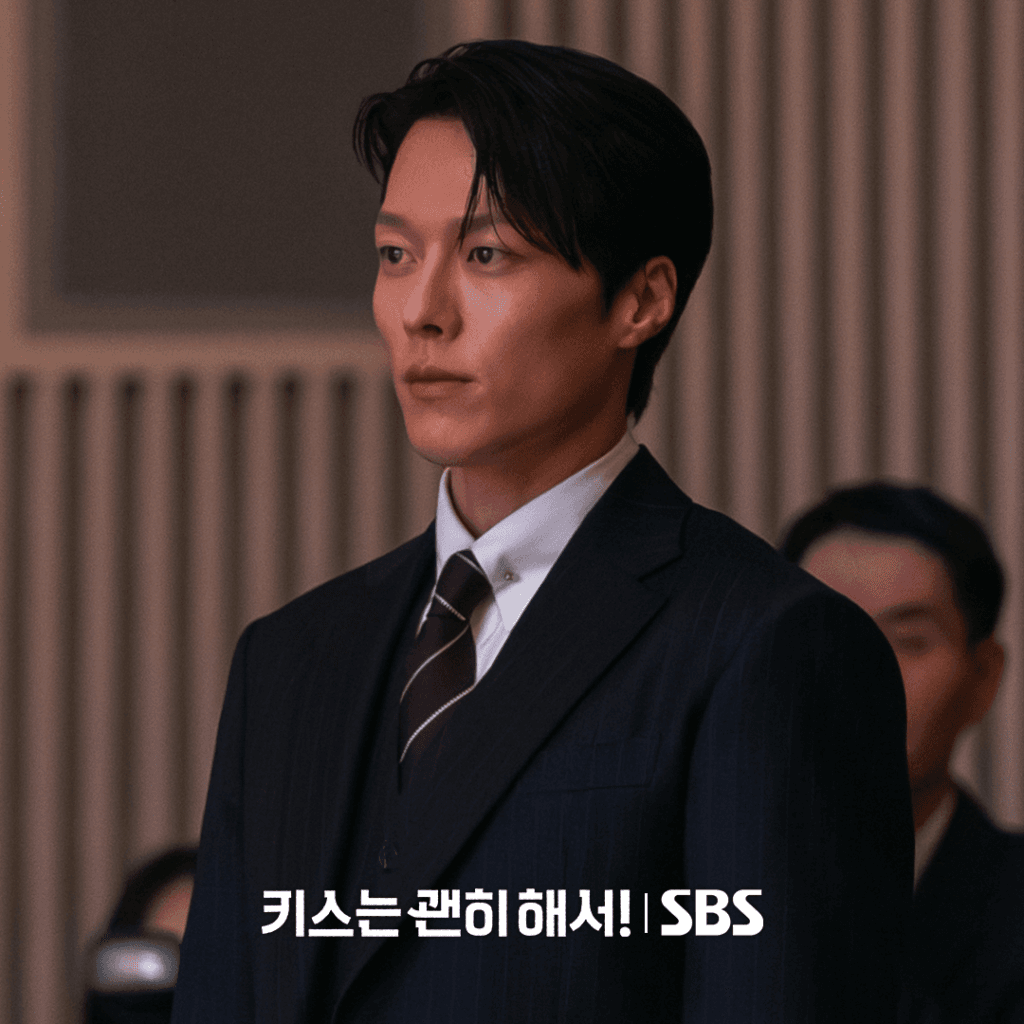 جانغ كي يونغ يقلب الطاولة على تشوي كوانغ إيل وجونغ غا هي في مسلسل "قبلة الديناميت - Dynamite Kiss" جانغ كي يونغ يقلب الطاولة على تشوي كوانغ إيل وجونغ غا هي في مسلسل "قبلة الديناميت - Dynamite Kiss"