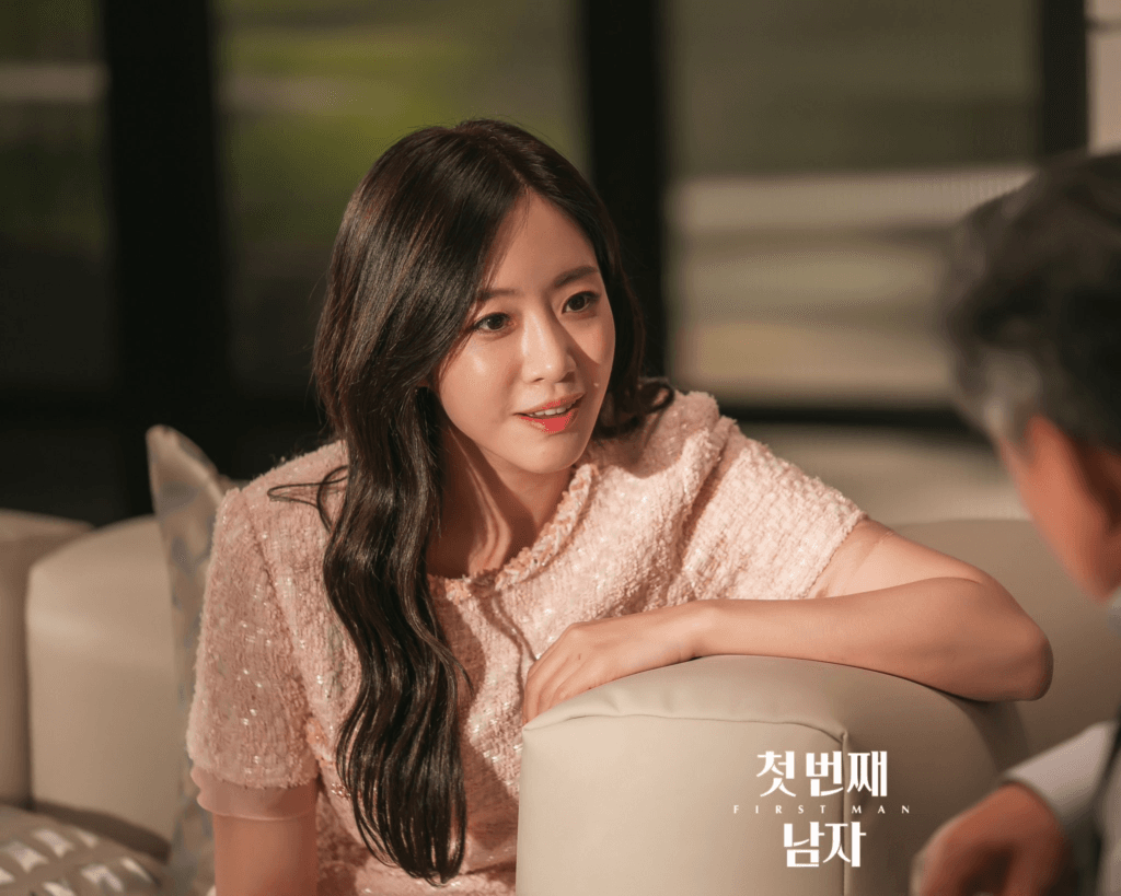 هام إيون جونغ تستعيد مكانتها لدى جدها في مسلسل "الرجل الأول - First Man" بفضل سحرها