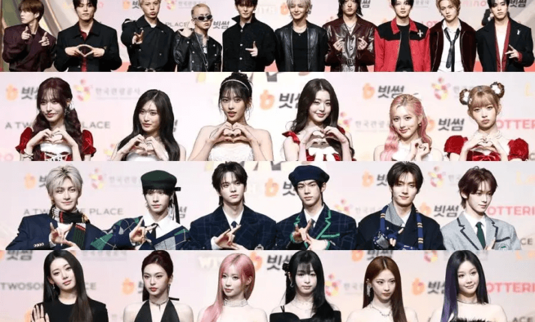 تألقت النجوم على السجادة الحمراء في حفل جوائز SBS Gayo Daejeon لعام 2025