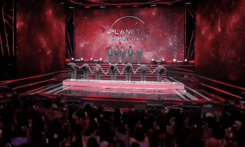 أعلنت سلسلة "PLANET C: HOME RACE" المشتقة من "BOYS II PLANET" عن أعضاء المجموعة النهائية MODYSSEY، وأطلقت حساباتها على مواقع التواصل الاجتماعي أعلنت سلسلة "PLANET C: HOME RACE" المشتقة من "BOYS II PLANET" عن أعضاء المجموعة النهائية MODYSSEY، وأطلقت حساباتها على مواقع التواصل الاجتماعي