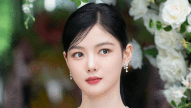 ثروة كيم يو جونغ، عائلتها، علاقاتها، أسلوب حياتها، أهم إنجازاتها المهنية، والمزيد عن بطلة مسلسل "عزيزي اكس - Dear X"