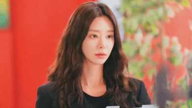 لي جو بين يتحول إلى معلم ثانوية بعيد عاطفياً في الدراما الجديدة "حمى الربيع"