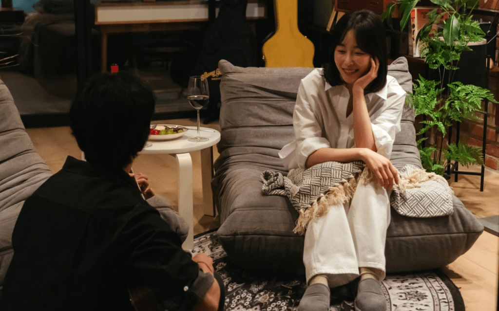 أربع لحظات في الحلقتين الثالثة والرابعة من مسلسل "أحبني - Love Me" حيث يتقاطع الحب والفقد