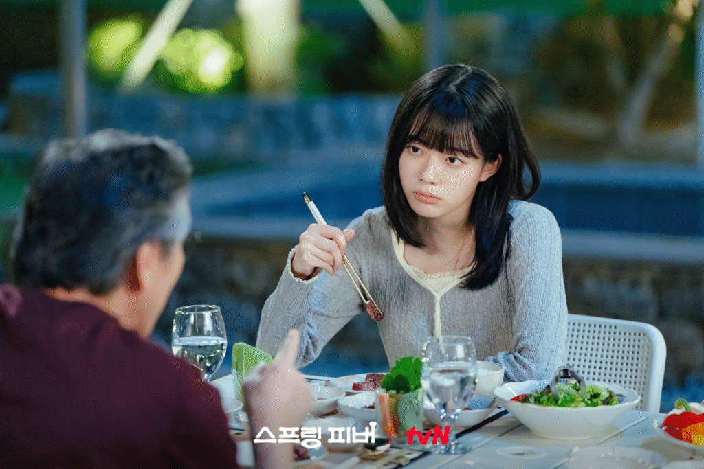 تشو جون يونغ ولي جاي إن متنافسان على المركز الأول في الدراما الجديدة "حمى الربيع - Spring Fever"