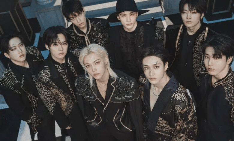 فرقة Stray Kids تُصنّف ألبومين في قائمة أفضل 50 ألبومًا في بيلبورد 200 مع "DO IT" و"KARMA". فرقة Stray Kids تُصنّف ألبومين في قائمة أفضل 50 ألبومًا في بيلبورد 200 مع "DO IT" و"KARMA".