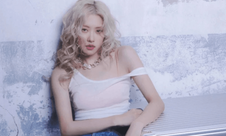 روزي من فرقة بلاك بينك توقع عقداً مع وكالة WME روزي من فرقة بلاك بينك توقع عقداً مع وكالة WME