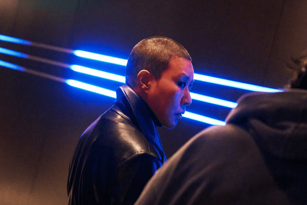 يتورط كيم شين روك وجونغ يونغ جو في عملية سرقة خطيرة في الفيلم الجديد "المشروع واي - Project Y"