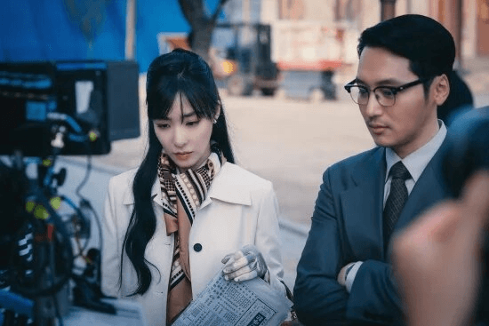 تيفاني عضوة جيرلز جينيريشن والممثل بيون يو هان سيتزوجان تيفاني عضوة جيرلز جينيريشن والممثل بيون يو هان سيتزوجان