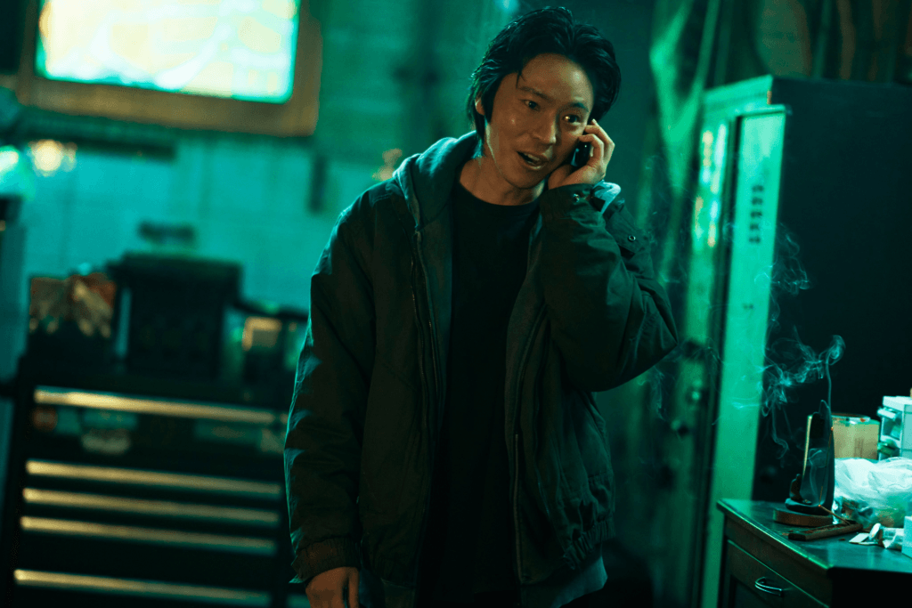 يوآ من فرقة OH MY GIRL ولي جاي غيون يُشعلان أجواء مسلسل "سرقة الأموال" في فيلمهما الجديد "المشروع واي - Project Y" يوآ من فرقة OH MY GIRL ولي جاي غيون يُشعلان أجواء مسلسل "سرقة الأموال" في فيلمهما الجديد "المشروع واي - Project Y"