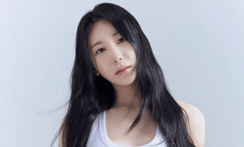 لي تشاي يون توقع عقداً مع وكالة جديدة و تكشف عن صورها الشخصية