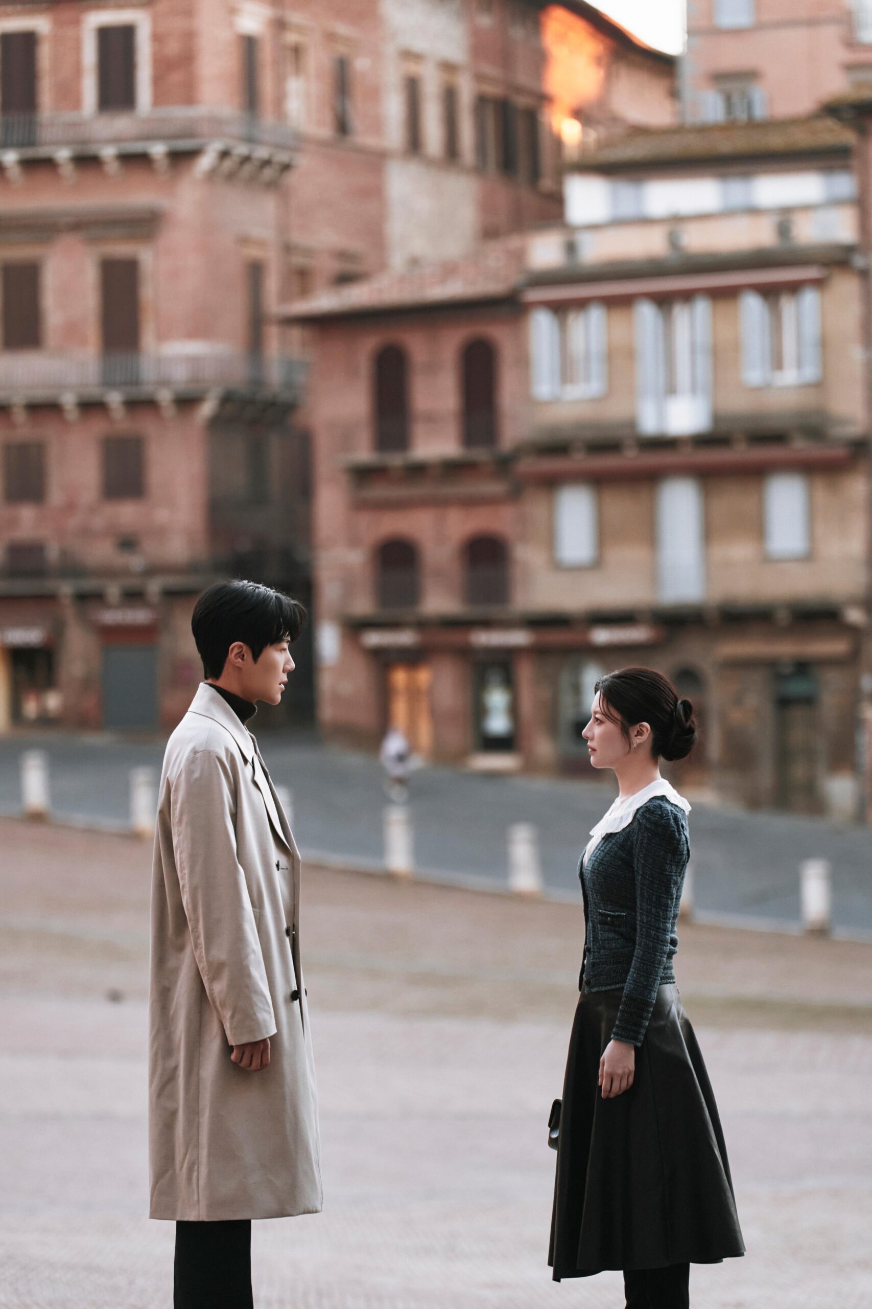 قصة حب كيم سيون هو وجو يون جونغ تمتد عبر بلدان مختلفة في مسلسل "هل يمكن ترجمة هذا الحب؟ - Can This Love Be Translated" قصة حب كيم سيون هو وجو يون جونغ تمتد عبر بلدان مختلفة في مسلسل "هل يمكن ترجمة هذا الحب؟ - Can This Love Be Translated"