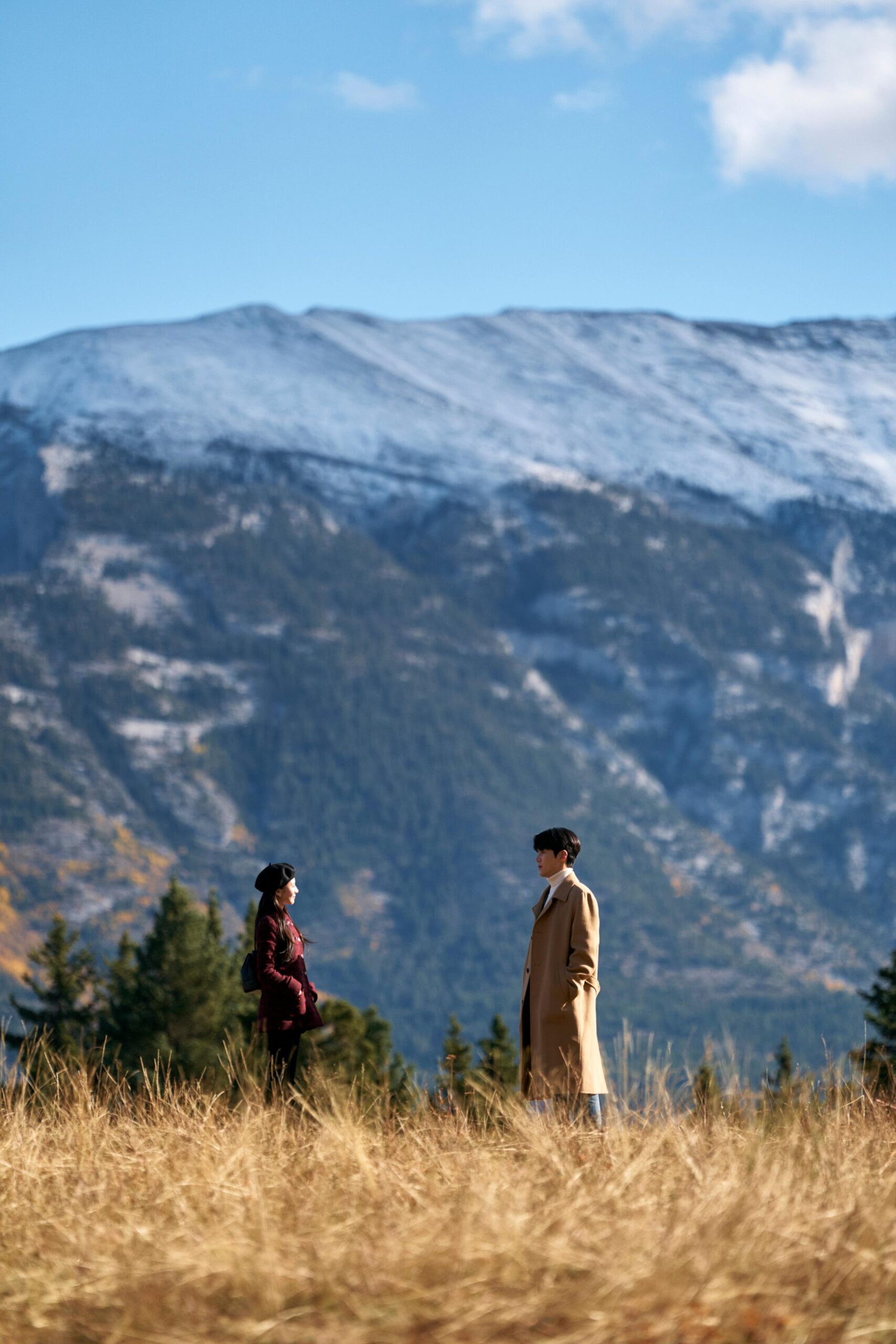 قصة حب كيم سيون هو وجو يون جونغ تمتد عبر بلدان مختلفة في مسلسل "هل يمكن ترجمة هذا الحب؟ - Can This Love Be Translated" قصة حب كيم سيون هو وجو يون جونغ تمتد عبر بلدان مختلفة في مسلسل "هل يمكن ترجمة هذا الحب؟ - Can This Love Be Translated"