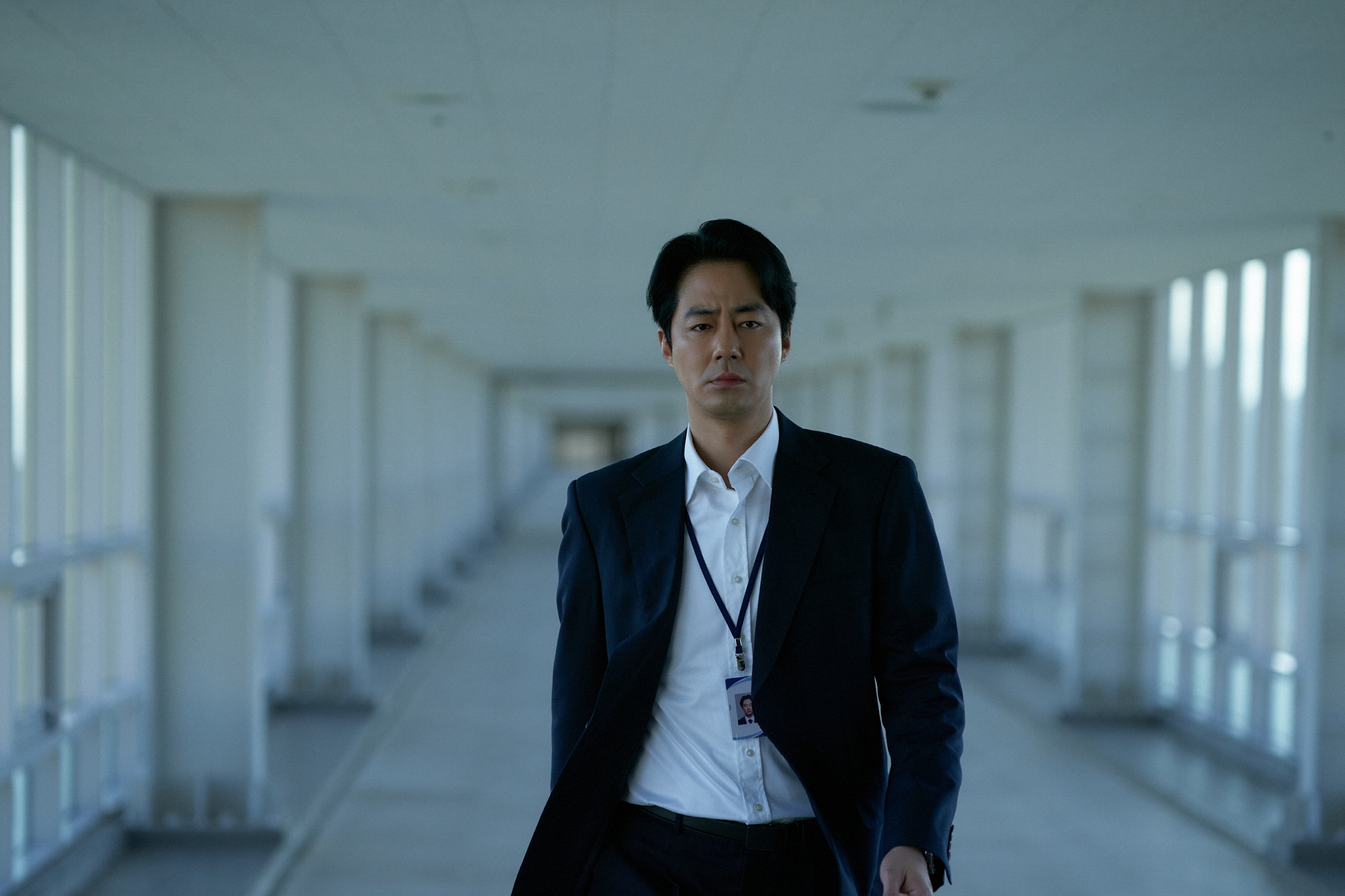 يصطدم كل من زو إن سونغ و بارك جونغ مين و شين ساي كيونغ وغيرهم بسبب مهام متضاربة في الفيلم الجديد "ذكاء بشري - HUMINT"