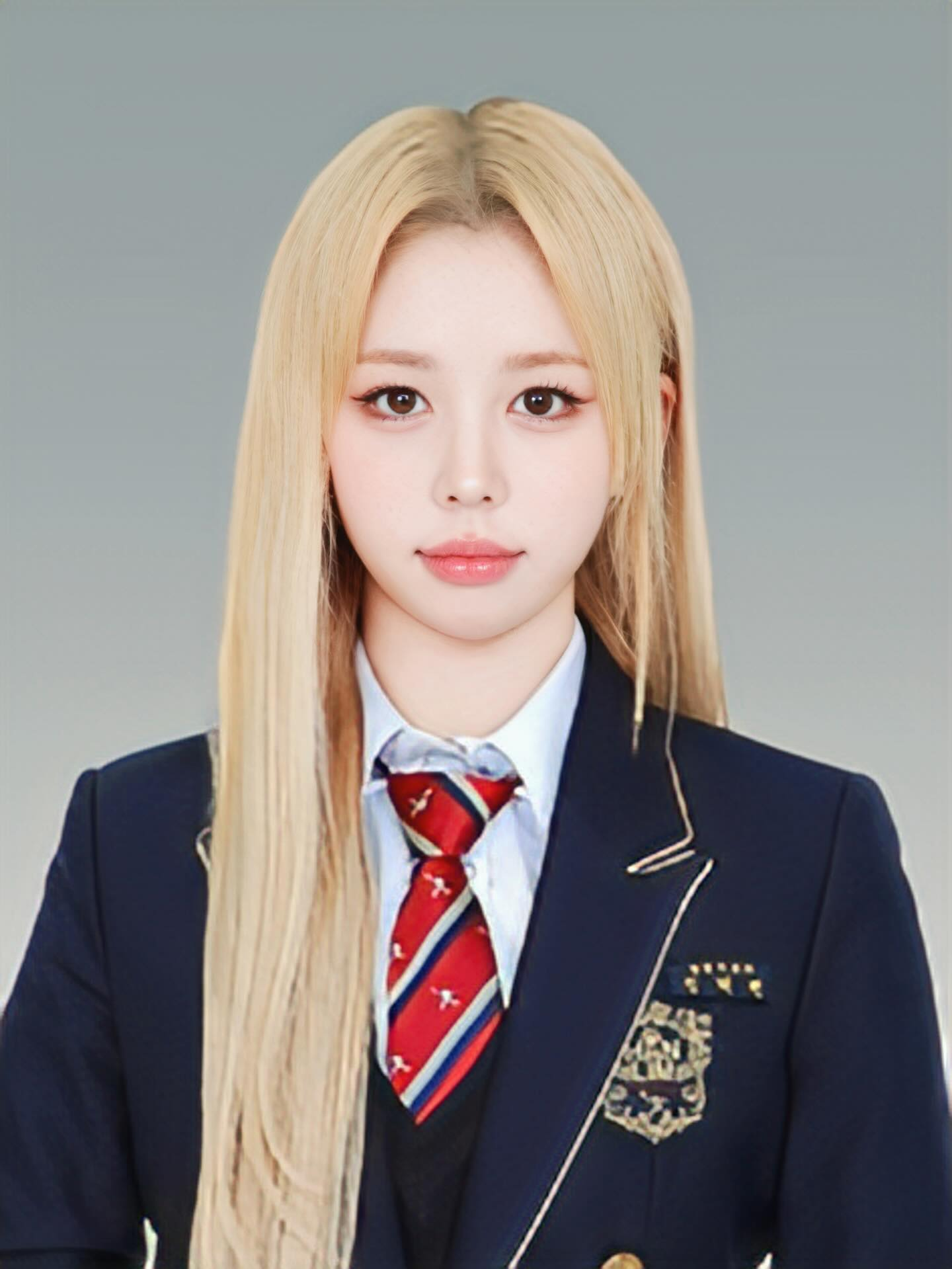 النجوم يتخرجون من مدرسة Hanlim للفنون