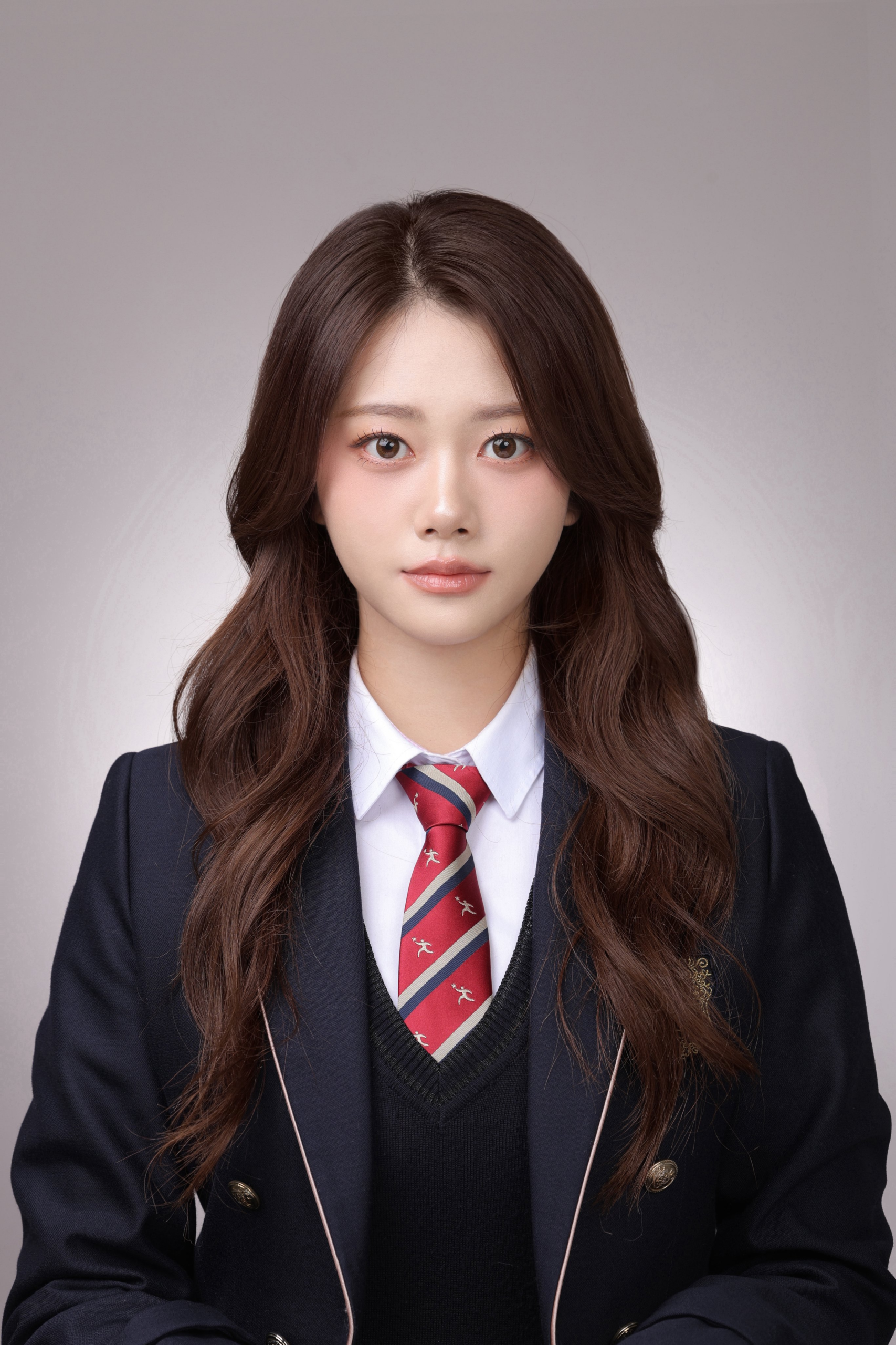 النجوم يتخرجون من مدرسة Hanlim للفنون