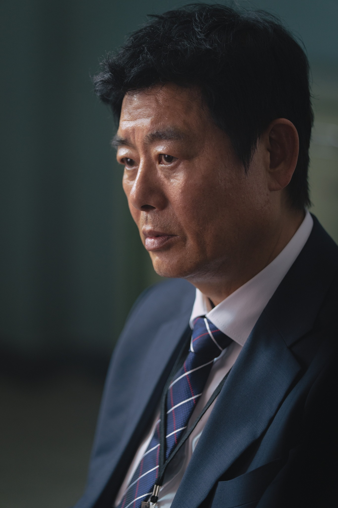 يقف كل من غيوم ساي روك و سونغ دونغ إيل على طرفي نقيض بينما تثير قضية ريون انقساماً أخلاقياً في مسلسل "الزهرة الدموية - Bloody Flower" يقف كل من غيوم ساي روك و سونغ دونغ إيل على طرفي نقيض بينما تثير قضية ريون انقساماً أخلاقياً في مسلسل "الزهرة الدموية - Bloody Flower"