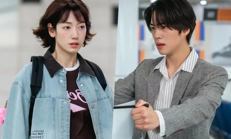 بارك شين هاي تلاحق تشو هان غيول بينما يحاول إيقافها في مسلسل "الآنسة هونغ المتخفية - Undercover Miss Hong"