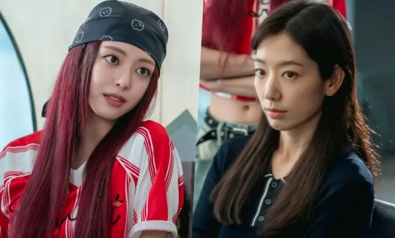 يونا من فرقة ITZY تساعد بارك شين هاي على التحول إلى فتاة تبلغ من العمر 20 عامًا في دراما "الآنسة هونغ المتخفية - Undercover Miss Hong" يونا من فرقة ITZY تساعد بارك شين هاي على التحول إلى فتاة تبلغ من العمر 20 عامًا في دراما "الآنسة هونغ المتخفية - Undercover Miss Hong"