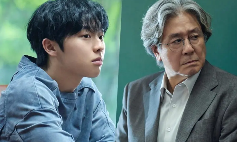 تشوي هيون ووك يجلس دائمًا في الصف الأخير من فصل تشوي مين شيك في "ملاحظات من الصف الأخير - Notes From The Last Row"