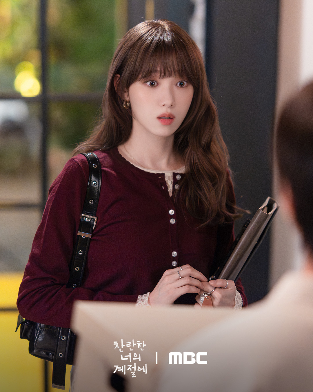 تشاي جونغ هيوب يريد أن يصبح ربيع لي سونغ كيونغ في مسلسل "في موسمك المشرق - In Your Radiant Season"