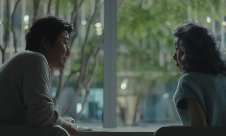 يتحول يون يو جونغ و سونغ كانغ هو إلى زوجين متزوجين في الموسم الثاني من مسلسل "غضب على الطريق - Beef" يتحول يون يو جونغ و سونغ كانغ هو إلى زوجين متزوجين في الموسم الثاني من مسلسل "غضب على الطريق - Beef"