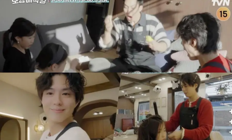 شاهد: بارك بو غوم و لي سانغ يي و كواك دونغ يون يحولون قرية هادئة إلى صالون حلاقة نابض بالحياة في مسلسل "حلاق القرية - The Village Barber" شاهد: بارك بو غوم و لي سانغ يي و كواك دونغ يون يحولون قرية هادئة إلى صالون حلاقة نابض بالحياة في مسلسل "حلاق القرية - The Village Barber"