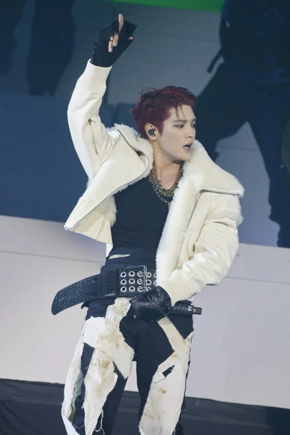 أظهر تايونغ من فرقة NCT حبه للمجندين في حفل منفرد في سيول